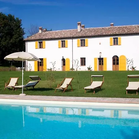 San Ruffillo Sleeps 6 Pool Wifi